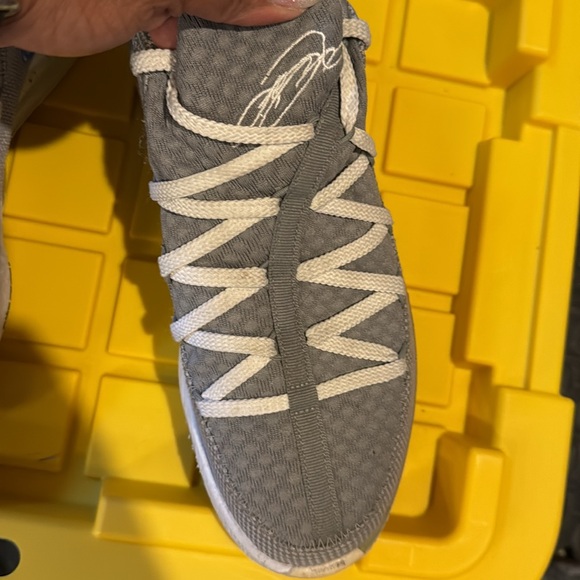 Lebron 17 Low Mens Nikes Size 10.5 - Picture 2 of 8